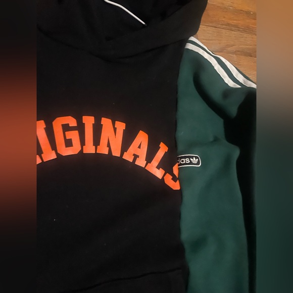 Adidas Sweat suit - Picture 2 of 3